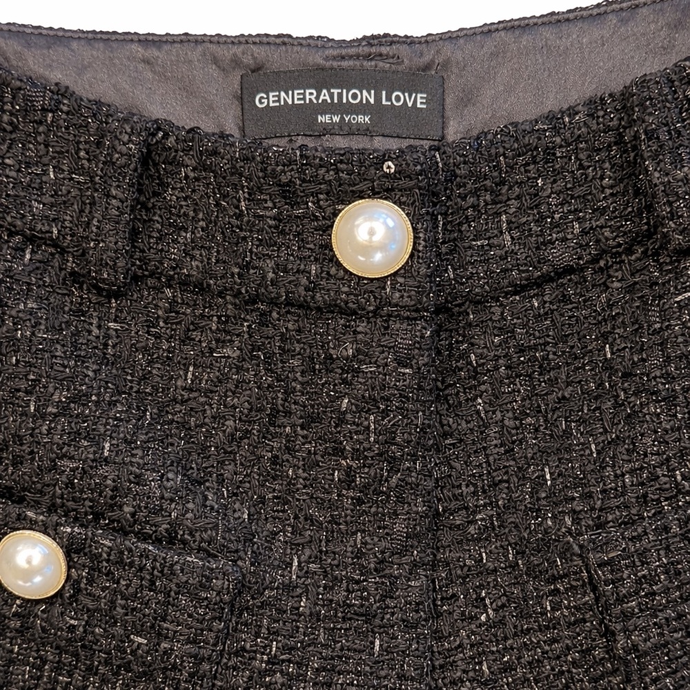 Generation Love label + luxe tweed detail ✨ - Picture 3 of 6